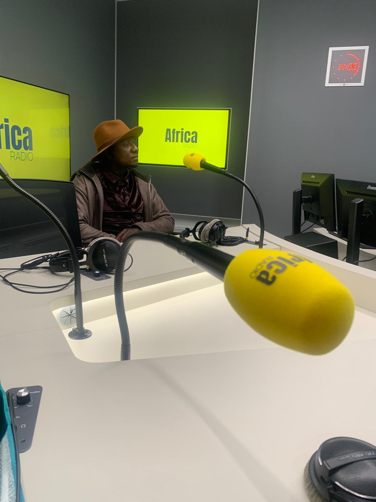 Djakis Le Grand — Africa Radio